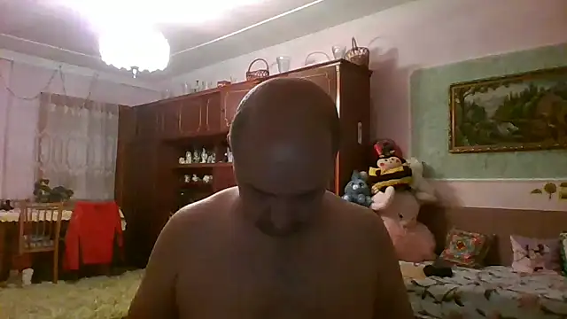 Snapshot of Luceriusbigass chatting on November 5, 2025, 3:37 pm Luceriusbigass online show from November 5, 2025, 3:37 pm