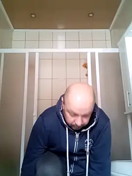 Snapshot of Luceriusbigass chatting on January 6, 2026, 1:37 pm Luceriusbigass online show from January 6, 2026, 1:37 pm