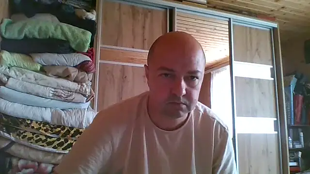 Snapshot of Luceriusbigass chatting on July 25, 2026, 8:33 am Luceriusbigass online show from July 25, 2026, 8:33 am