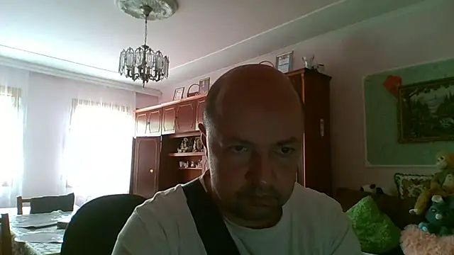 Snapshot of Luceriusbigass chatting on July 9, 2026, 10:59 am Luceriusbigass online show from July 9, 2026, 10:59 am
