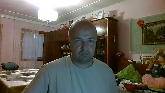 Snapshot of Luceriusbigass chatting on July 1, 2026, 6:41 pm Luceriusbigass online show from July 1, 2026, 6:41 pm