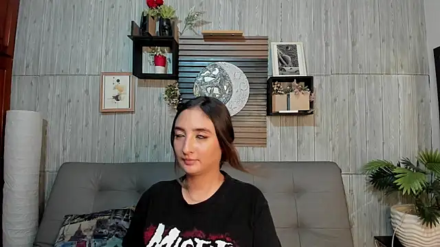 Snapshot of Alucarda666 chatting on June 21, 2026, 9:09 pm Alucarda666 online show from June 21, 2026, 9:09 pm