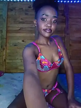 Snapshot of Your_Goddess_Freya chatting on July 23, 2026, 9:33 pm Your Goddess Freya online show from July 23, 2026, 9:33 pm