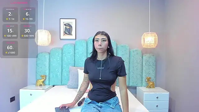 velvet scarlet online show from April 9, 2026, 2:46 am