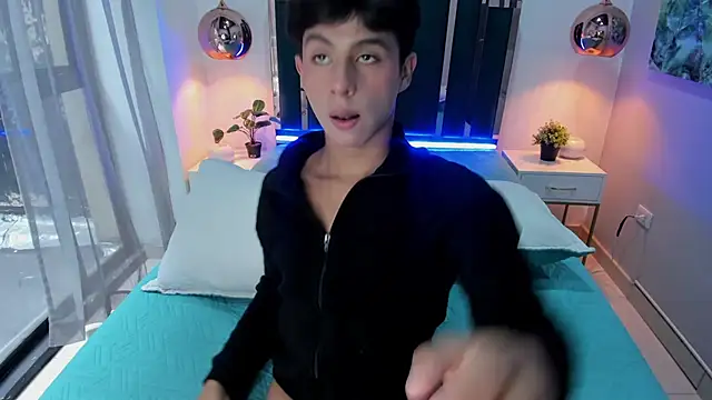 Snapshot of saintDangelo chatting on May 21, 2026, 12:46 pm saintDangelo online show from May 21, 2026, 12:46 pm
