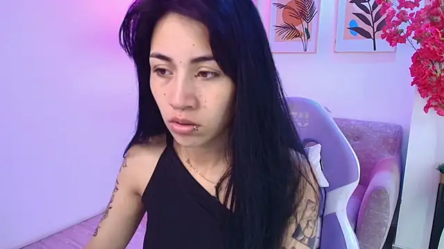 Snapshot of Rainy_doll chatting on July 21, 2026, 11:22 am Rainy doll online show from July 21, 2026, 11:22 am