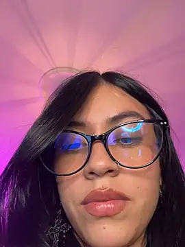 Snapshot of Kattze_ chatting on July 10, 2026, 4:01 am Kattze online show from July 10, 2026, 4:01 am