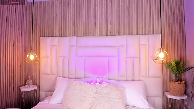 Snapshot of NicolSantos chatting on May 15, 2026, 11:30 am NicolSantos online show from May 15, 2026, 11:30 am