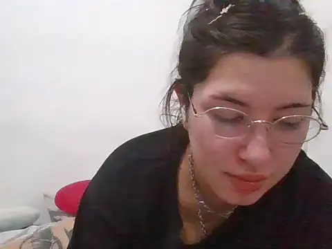 Snapshot of cherryxxox chatting on April 23, 2026, 6:53 am cherryxxox online show from April 23, 2026, 6:53 am