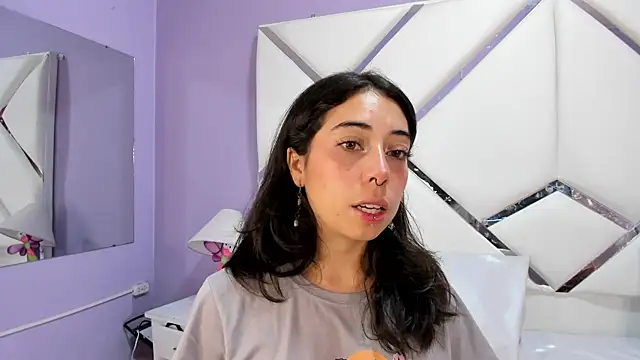 Snapshot of Samantha_Walton chatting on June 2, 2026, 8:09 pm Samantha Walton online show from June 2, 2026, 8:09 pm
