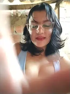sienna elara online show from July 10, 2026, 11:10 am