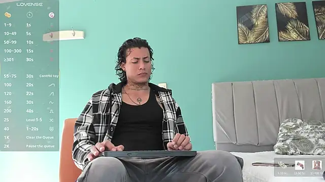 Snapshot of Damian_Romanoff chatting on May 8, 2026, 2:10 pm Damian Romanoff online show from May 8, 2026, 2:10 pm