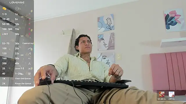 Snapshot of Damian_Romanoff chatting on May 14, 2026, 4:37 pm Damian Romanoff online show from May 14, 2026, 4:37 pm