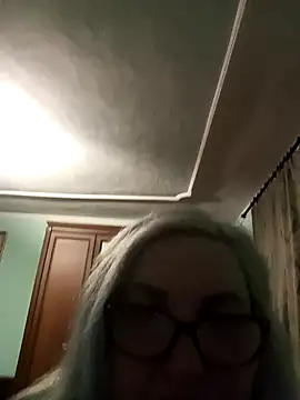 AureliaSky598 online show from April 25, 2026, 6:38 pm