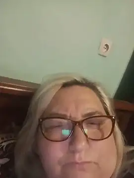 AureliaSky598 online show from June 8, 2026, 1:28 am