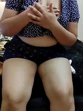 Snapshot of Aysha_69 chatting on May 23, 2026, 5:28 am Aysha 69 online show from May 23, 2026, 5:28 am