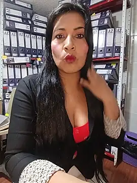 Snapshot of ZOE-WILDER_ chatting on June 18, 2026, 10:20 am ZOE-WILDER online show from June 18, 2026, 10:20 am