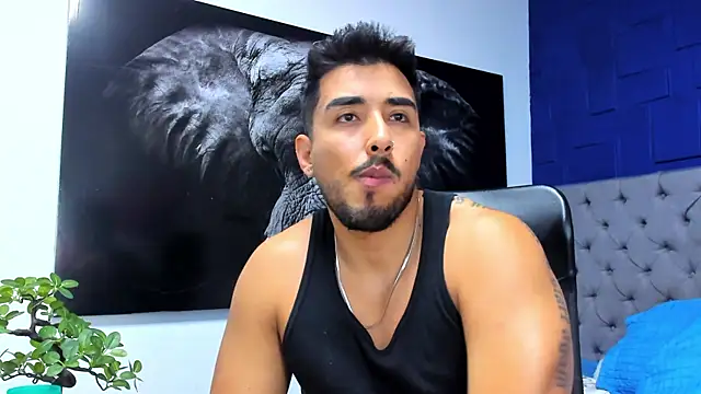 alangreek1 online show from June 2, 2026, 1:49 am