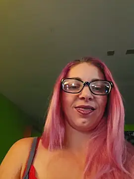 Summer Taz7 online show from May 19, 2026, 2:57 pm