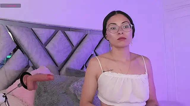 Kat santana online show from May 28, 2026, 1:39 pm