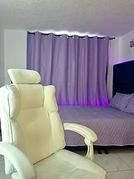 Snapshot of Celestee_21 chatting on June 7, 2026, 9:09 pm Celestee 21 online show from June 7, 2026, 9:09 pm