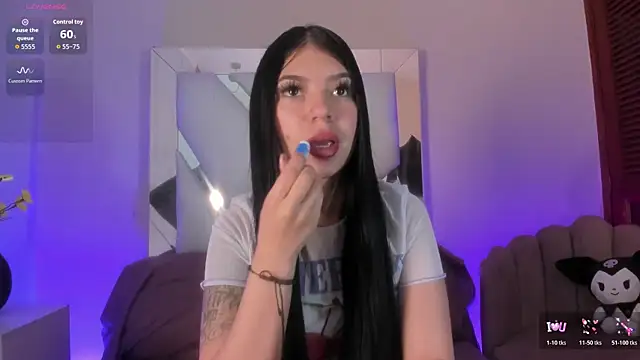 Snapshot of sweett_sophie1 chatting on July 15, 2026, 6:59 pm sweett sophie1 online show from July 15, 2026, 6:59 pm