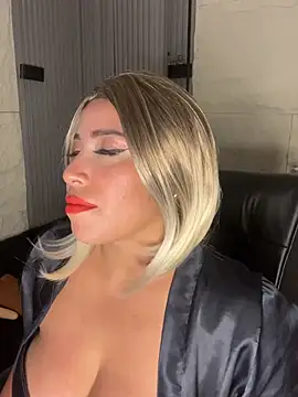 SamaraMontero online show from April 9, 2026, 3:19 am