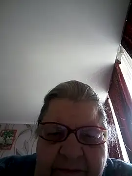 MartaMia68 online show from April 13, 2026, 7:23 am