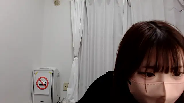  NODOKA  online show from April 29, 2026, 1:37 pm