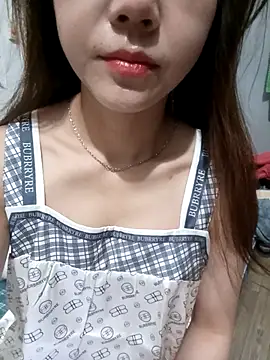 Snapshot of girl-girl-hot chatting on April 9, 2026, 11:33 pm girl-girl-hot online show from April 9, 2026, 11:33 pm