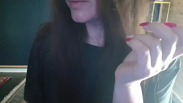Snapshot of NicoleLove_ chatting on June 3, 2026, 5:41 am NicoleLove online show from June 3, 2026, 5:41 am