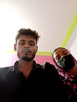 Hot-Couple4 online show from April 11, 2026, 2:43 pm