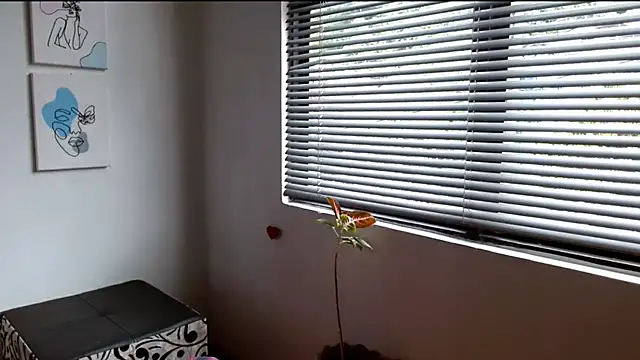 alisonnturbay online show from May 29, 2026, 2:01 pm