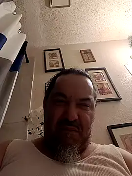 Snapshot of MrBustNut2026 chatting on April 13, 2026, 2:10 pm MrBustNut2026 online show from April 13, 2026, 2:10 pm