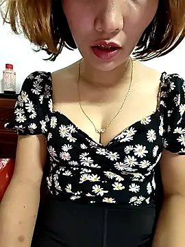 Snapshot of 2_banana chatting on May 8, 2026, 2:54 pm 2 banana online show from May 8, 2026, 2:54 pm