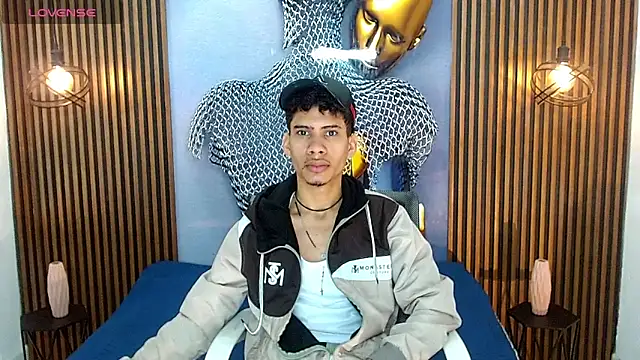 Snapshot of Skinny_cute_Alyer chatting on May 9, 2026, 2:48 am Skinny cute Alyer online show from May 9, 2026, 2:48 am
