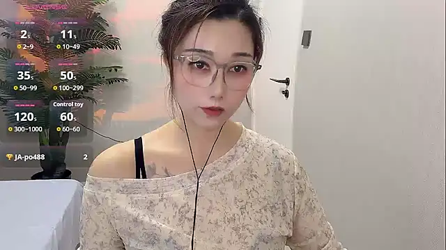 Snapshot of Yunxi- chatting on May 12, 2026, 2:23 pm Yunxi- online show from May 12, 2026, 2:23 pm