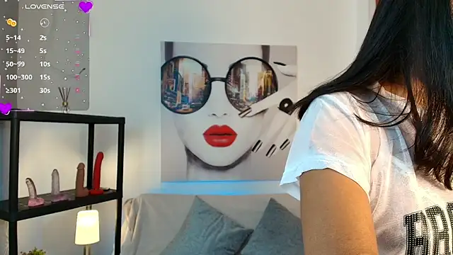 Snapshot of Luna_Ferrer10 chatting on June 19, 2026, 5:19 pm Luna Ferrer10 online show from June 19, 2026, 5:19 pm