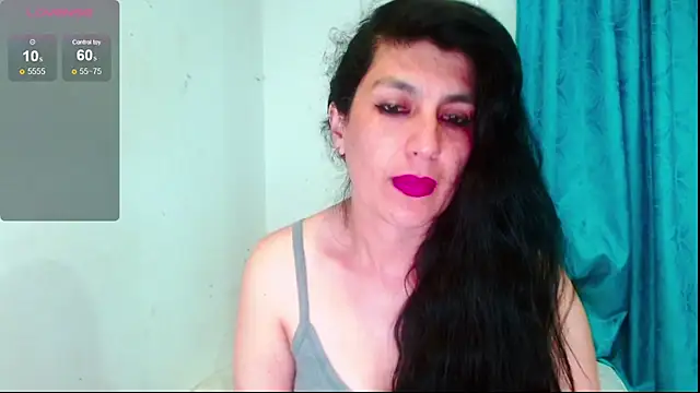 Snapshot of diosa_gil chatting on May 11, 2026, 12:12 am diosa gil online show from May 11, 2026, 12:12 am