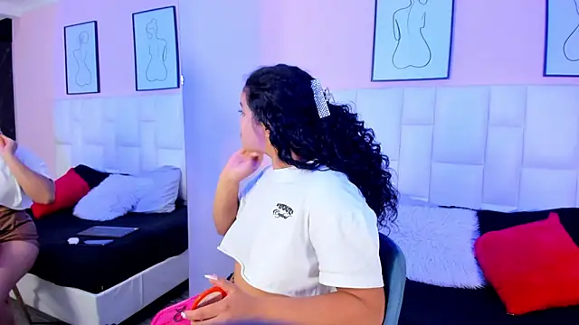 LindaWinter online show from April 30, 2026, 5:36 am