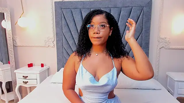 Abby Montero online show from April 22, 2026, 12:06 am