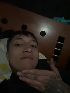 Snapshot of Aaron_Brink_ chatting on April 13, 2026, 1:42 am Aaron Brink online show from April 13, 2026, 1:42 am