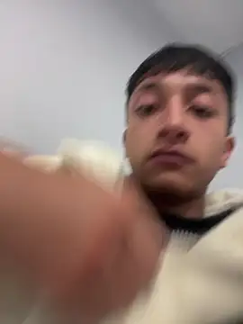 Snapshot of Aaron_Brink_ chatting on April 10, 2026, 1:07 pm Aaron Brink online show from April 10, 2026, 1:07 pm