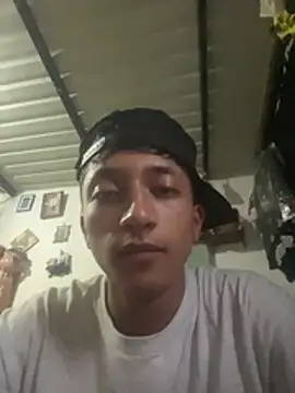 Snapshot of Aaron_Brink_ chatting on April 14, 2026, 10:04 pm Aaron Brink online show from April 14, 2026, 10:04 pm