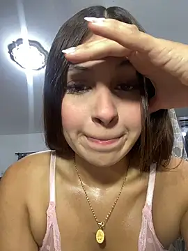 RossieSmith1 online show from June 4, 2026, 2:38 am