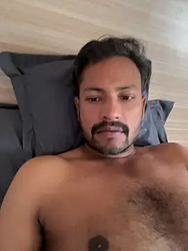 newdelhiBOY  online show from June 7, 2026, 7:35 am