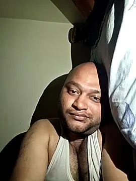 Snapshot of thenudemale chatting on May 5, 2026, 8:45 pm thenudemale online show from May 5, 2026, 8:45 pm