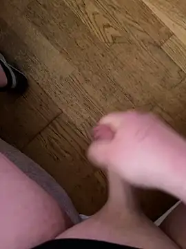 paullove69 online show from April 13, 2026, 12:20 pm