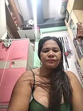 FILIPINAPUSSYPINAY online show from May 27, 2026, 1:51 pm