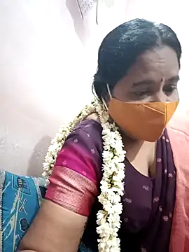 Snapshot of Tamilaunty35 chatting on July 28, 2026, 5:23 pm Tamilaunty35 online show from July 28, 2026, 5:23 pm